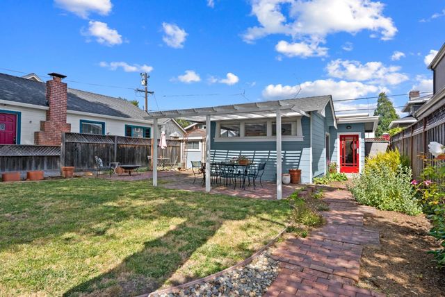 620 Sunset Drive, Capitola, CA 95010