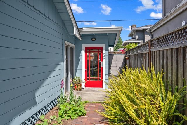 620 Sunset Drive, Capitola, CA 95010