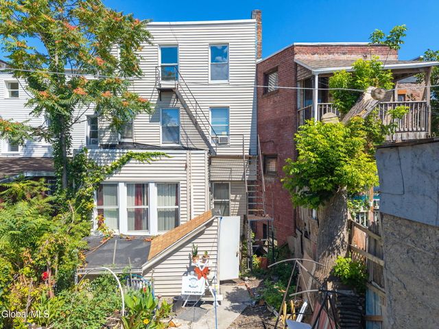 128 Hamilton Street, Albany, NY 12207