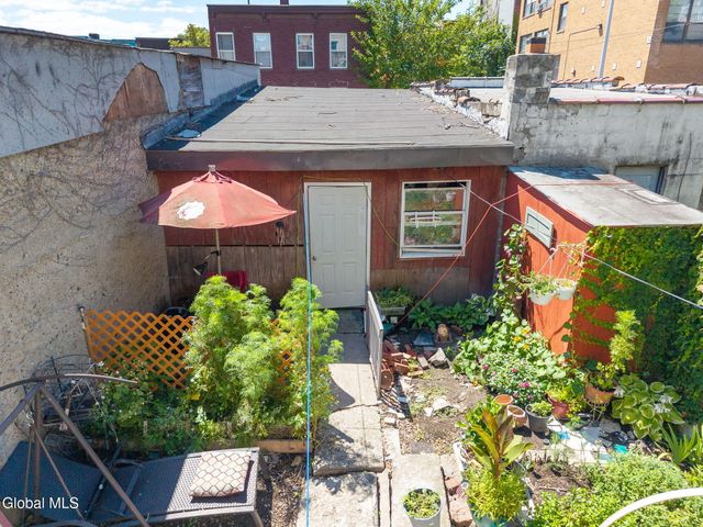 128 Hamilton Street, Albany, NY 12207