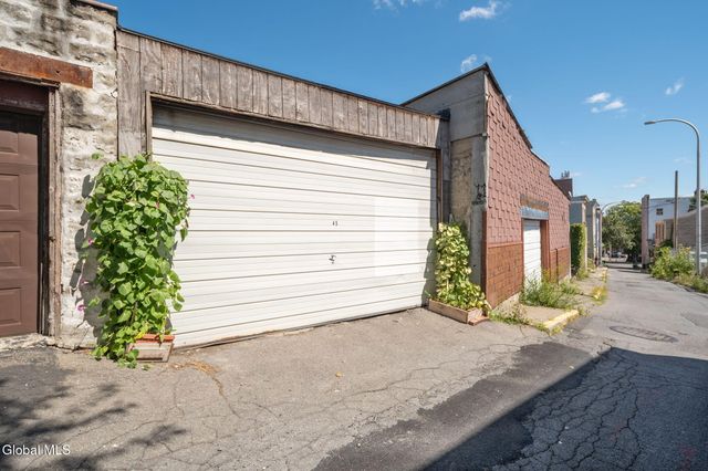 128 Hamilton Street, Albany, NY 12207