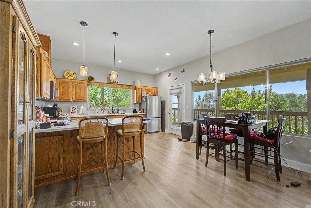 Image 11 of property listing at 106 Peak View, Oroville, CA 95966