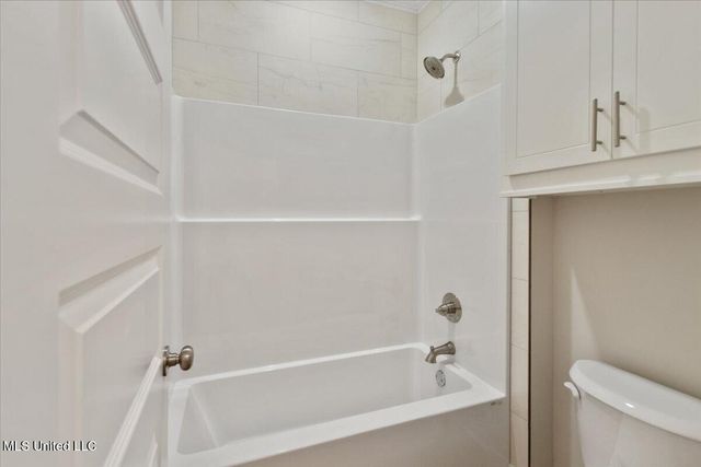 1012 Kensington Drive, Flowood, MS 39232