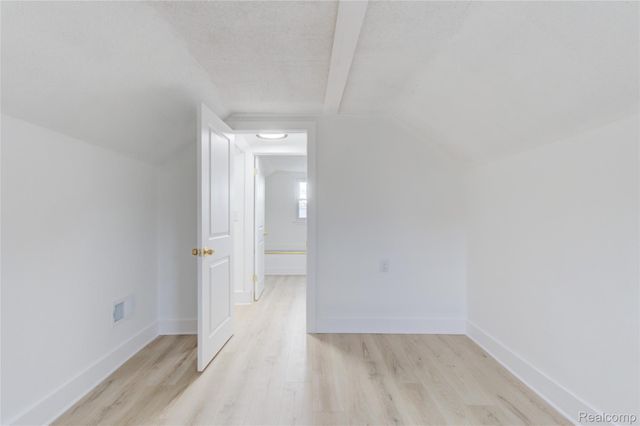 27740 Bohnhoff Street, Roseville, MI 48066