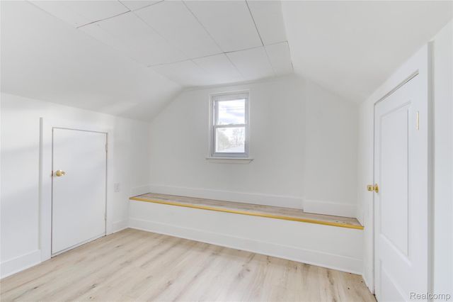 27740 Bohnhoff Street, Roseville, MI 48066