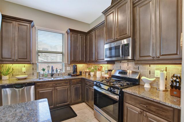 12210 La Strada Street, Richmond, TX 77406