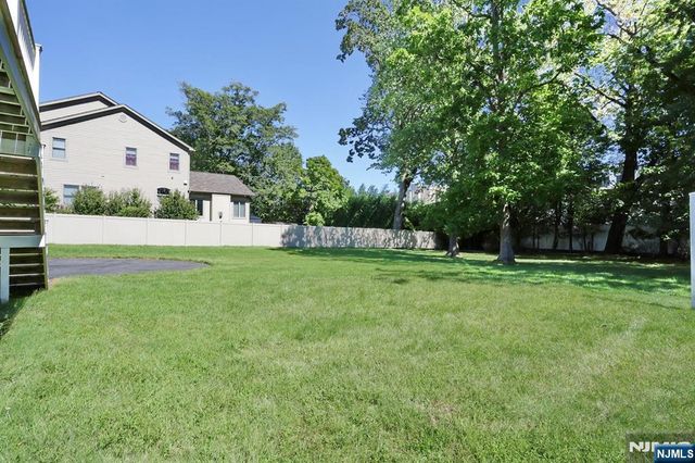 366 High Street, Norwood, NJ 07648