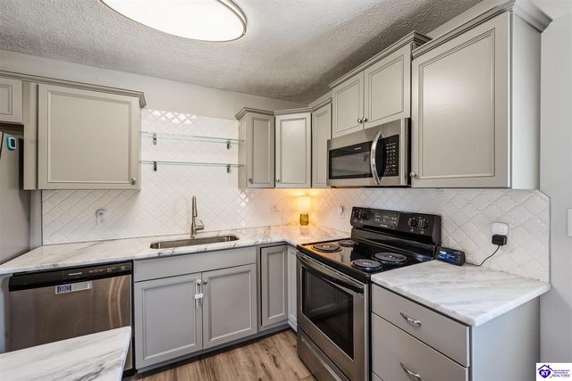 6267 St John Road, Elizabethtown, KY 42701