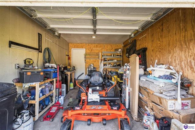 6267 St John Road, Elizabethtown, KY 42701