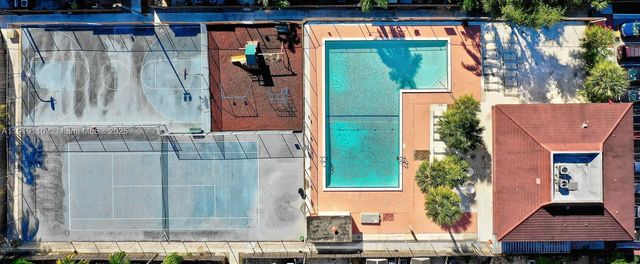 4155 SW 66th Ter 104, Davie, FL 33314