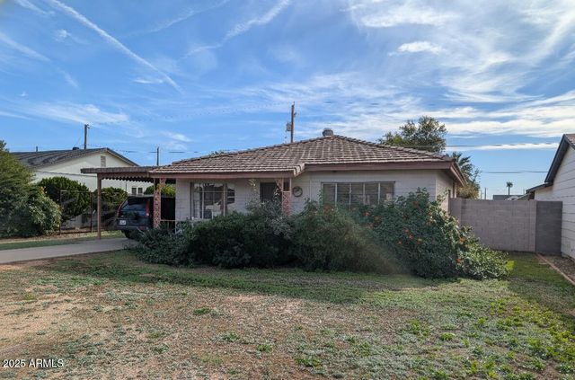 4421 E GLENROSA Avenue, Phoenix, AZ 85018