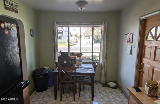 4421 E GLENROSA Avenue, Phoenix, AZ 85018