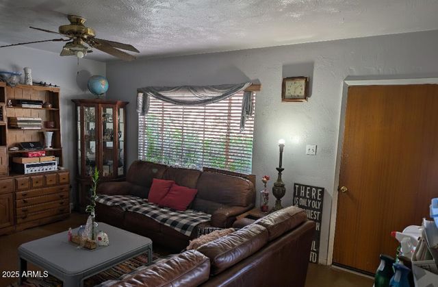 4421 E GLENROSA Avenue, Phoenix, AZ 85018