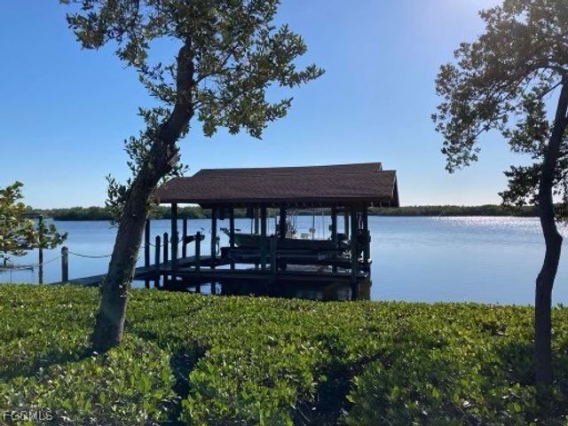 2281 8th AVE, St James City, FL 33956