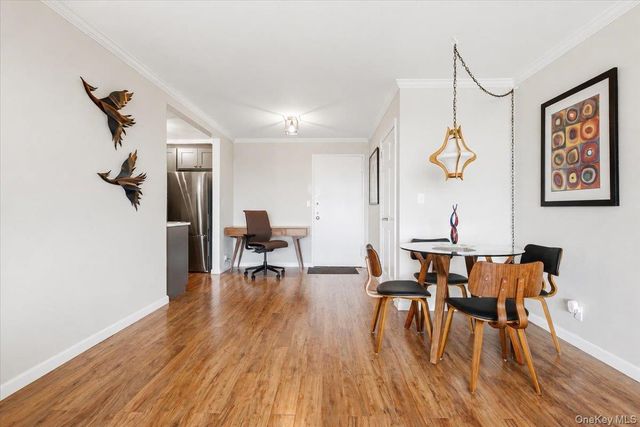 7025 Yellowstone Boulevard 8Q, Forest Hills, NY 11375