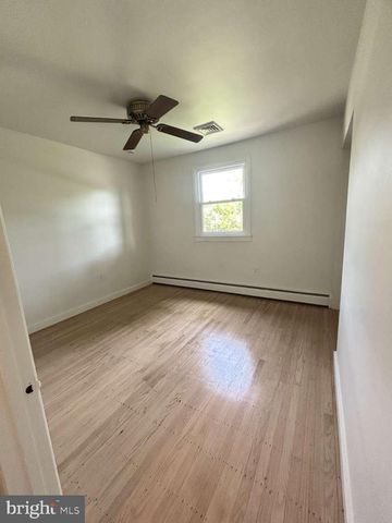 800 FALCON LN, West Chester, PA 19382