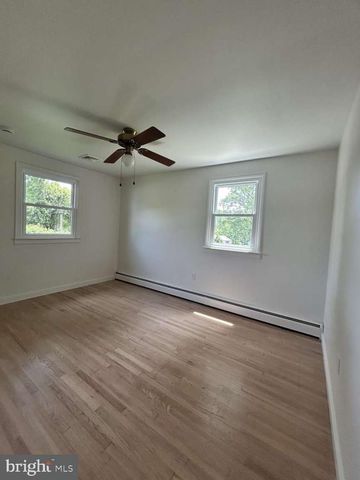 800 FALCON LN, West Chester, PA 19382