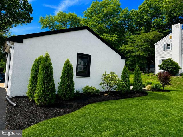 800 FALCON LN, West Chester, PA 19382