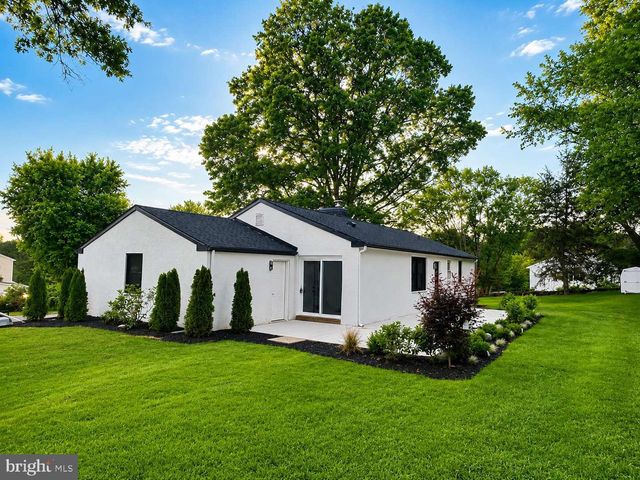 800 FALCON LN, West Chester, PA 19382