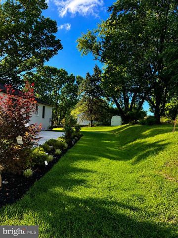 800 FALCON LN, West Chester, PA 19382