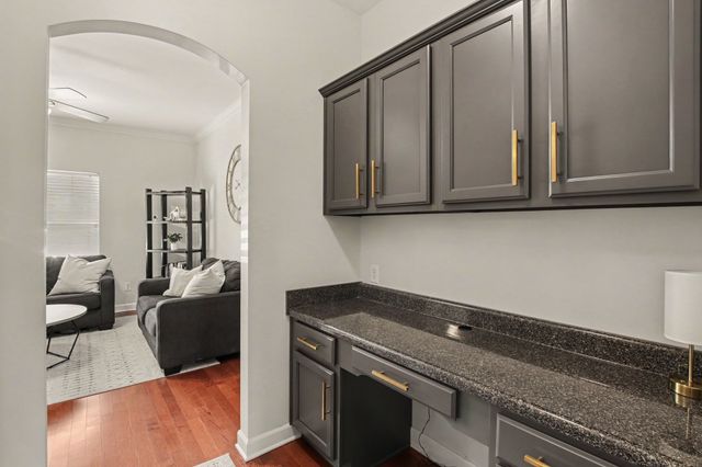 553 Rosedale Ave Apt 128, Nashville, TN 37211