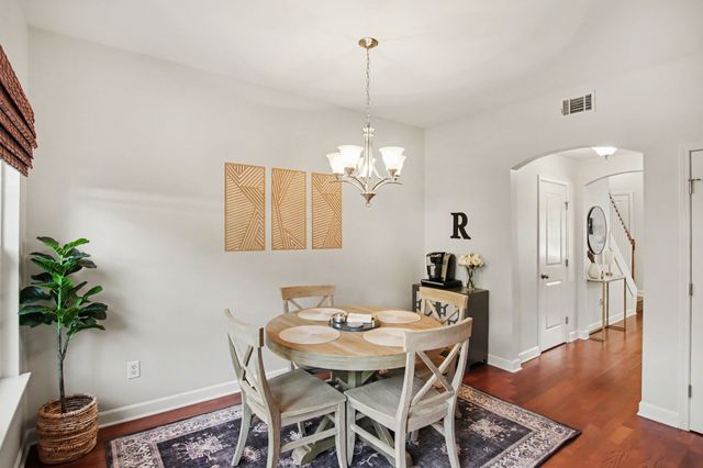 553 Rosedale Ave Apt 128, Nashville, TN 37211