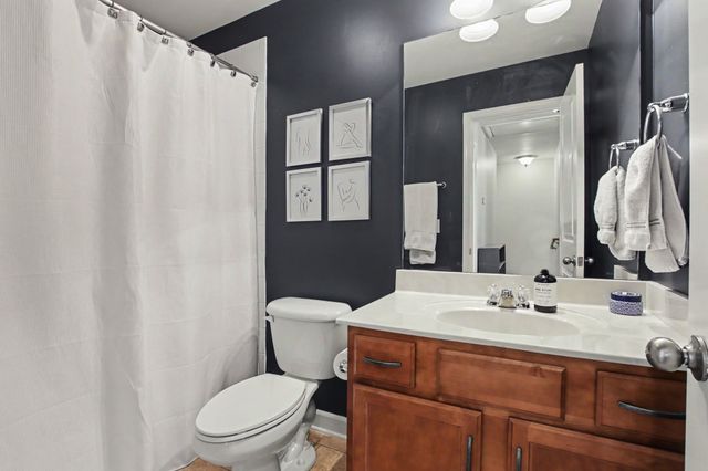 553 Rosedale Ave Apt 128, Nashville, TN 37211