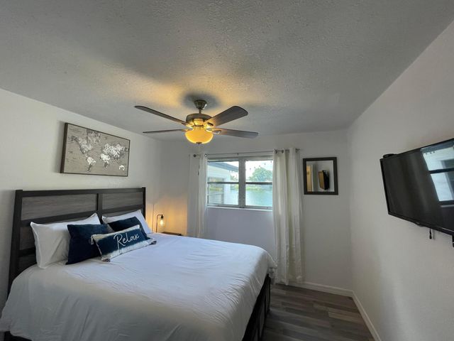 1067 SW 3rd Street, Hallandale Beach, FL 33009