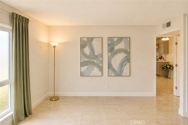2827 S Fairview Street G, Santa Ana, CA 92704