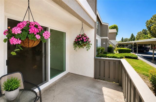 2827 S Fairview Street G, Santa Ana, CA 92704