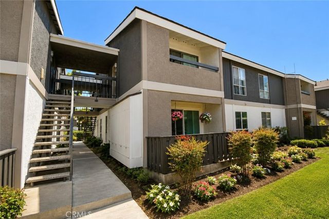 2827 S Fairview Street G, Santa Ana, CA 92704