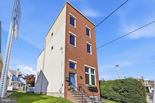 450 ROXBOROUGH AVE, Philadelphia, PA 19128