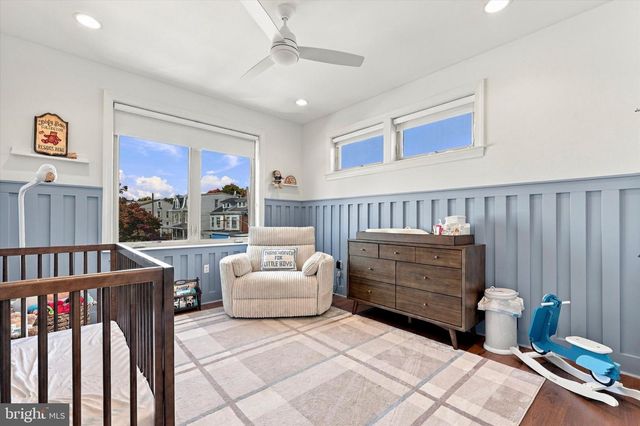 450 ROXBOROUGH AVE, Philadelphia, PA 19128