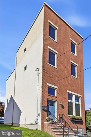 450 ROXBOROUGH AVE, Philadelphia, PA 19128