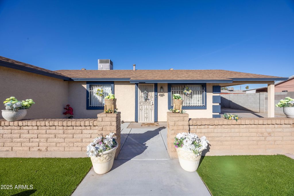 5940 W PALM Lane, Phoenix, AZ 85035