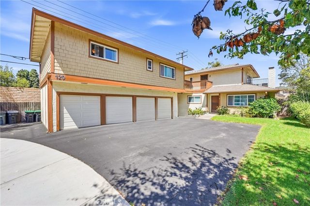 120 Lisa Lane, Costa Mesa, CA 92627
