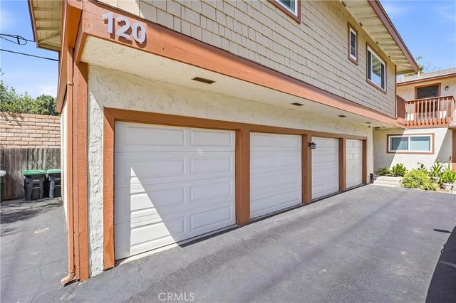 120 Lisa Lane, Costa Mesa, CA 92627