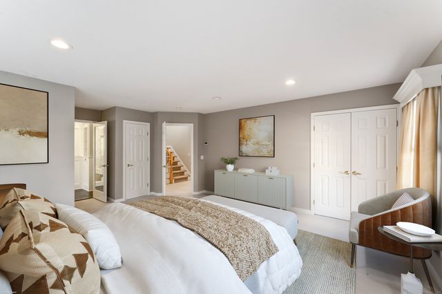 4 Woods Way, Redding, CT 06896