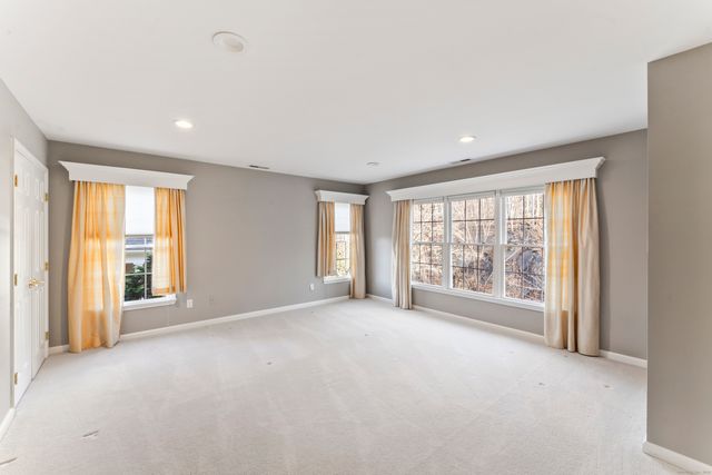 4 Woods Way, Redding, CT 06896