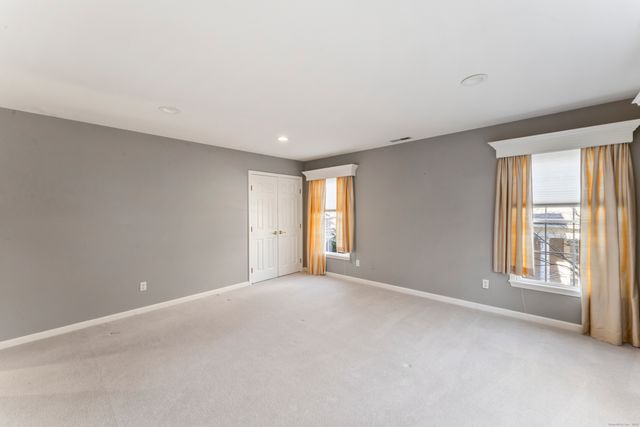 4 Woods Way, Redding, CT 06896