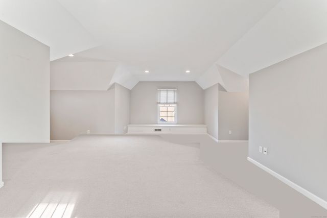 4 Woods Way, Redding, CT 06896