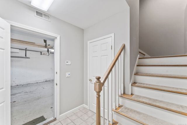 4 Woods Way, Redding, CT 06896