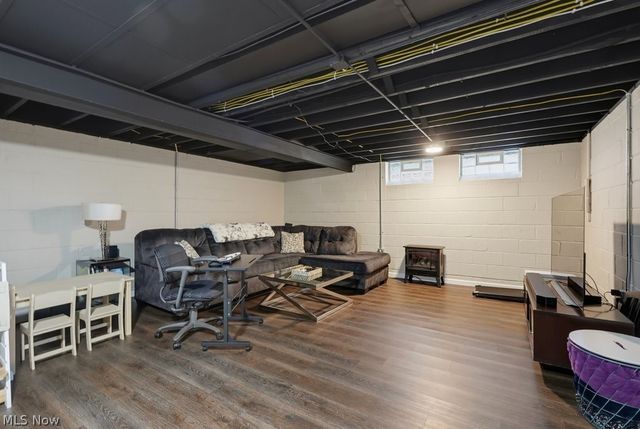 1691 S Green Road, South Euclid, OH 44121