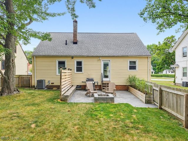 1691 S Green Road, South Euclid, OH 44121