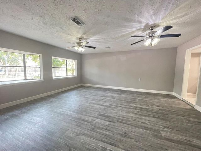 7611 Cabot Street, Houston, TX 77016