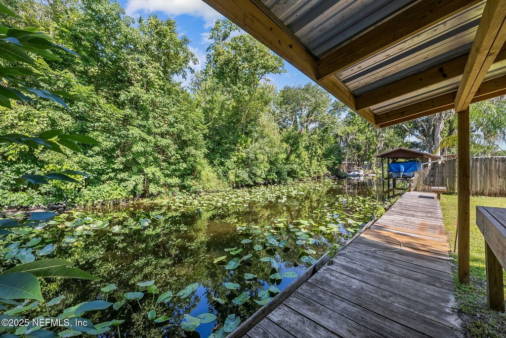 144 BOCA RATON Road, Satsuma, FL 32189