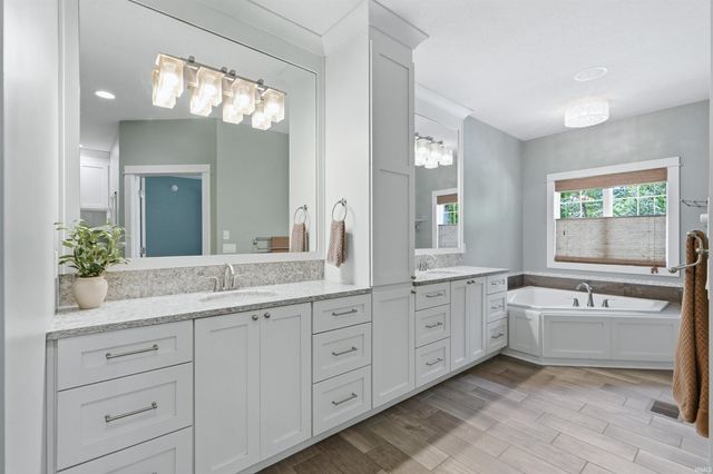 311 Osprey Pass, Huntertown, IN 46748