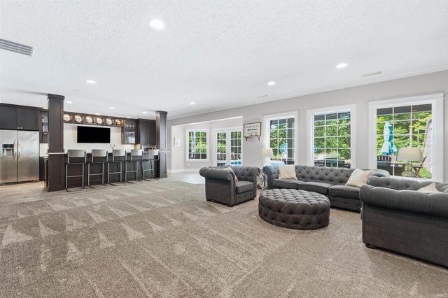 311 Osprey Pass, Huntertown, IN 46748