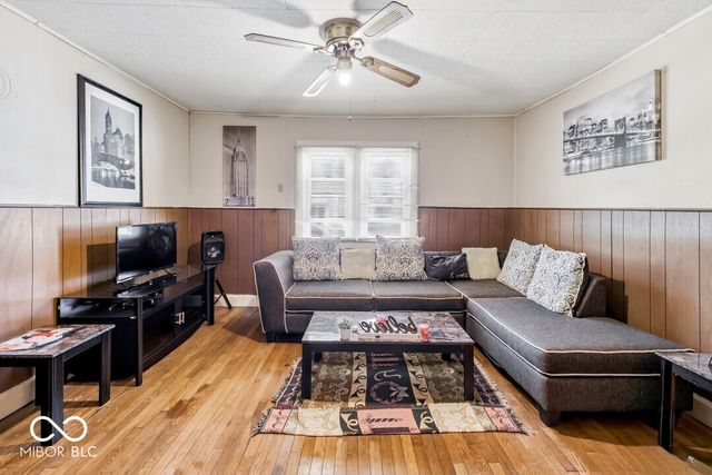 3305 S Lyons Avenue, Indianapolis, IN 46221