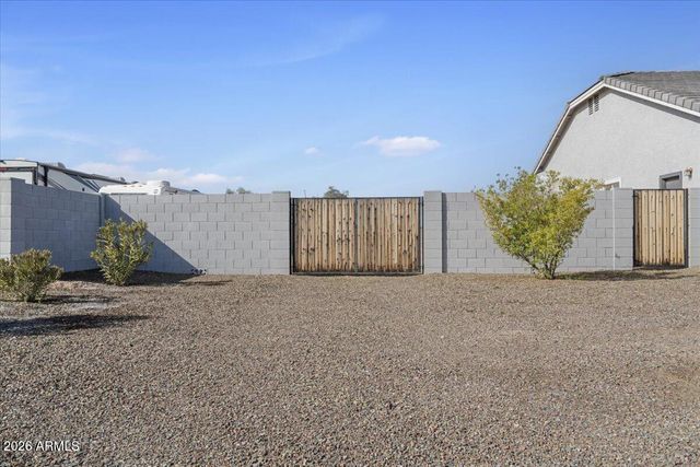 2438 S 218Th Drive, Buckeye, AZ 85326